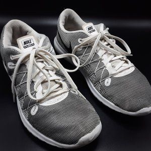 Nike Fury 2 Womens shoes sz 7.5